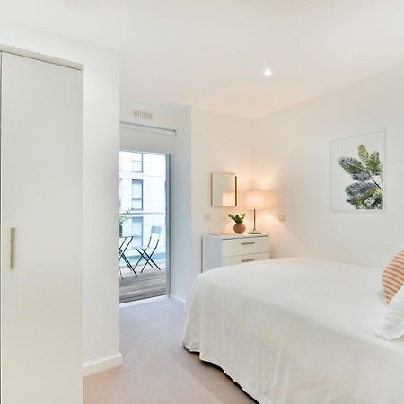 Madison Hill - Clapham South 1 - Two Bedroom Flat Лондон Екстер'єр фото